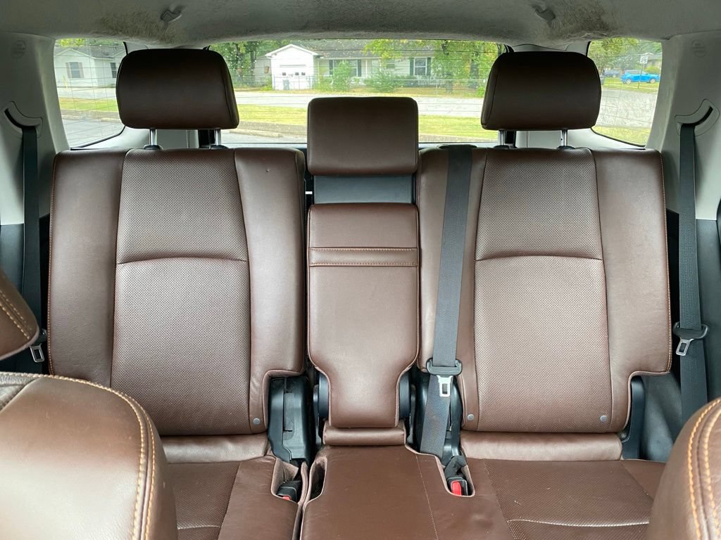 Used 2021 Toyota 4Runner Limited AWD/4WD image 27