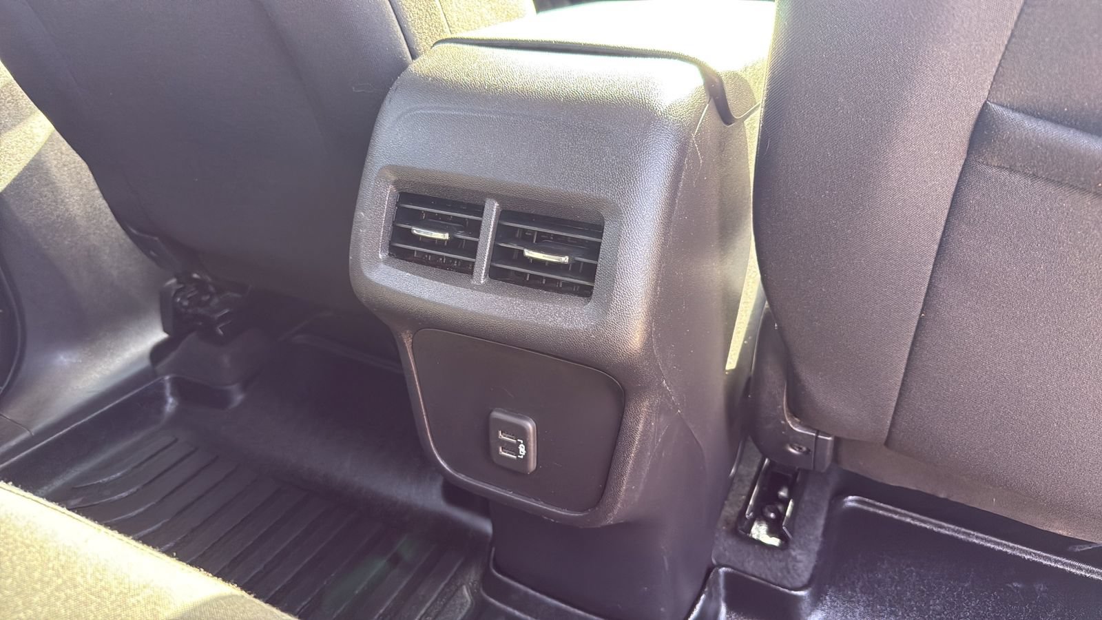 Used 2024 Chevrolet Equinox LS w/ LS Convenience Package FWD image 28