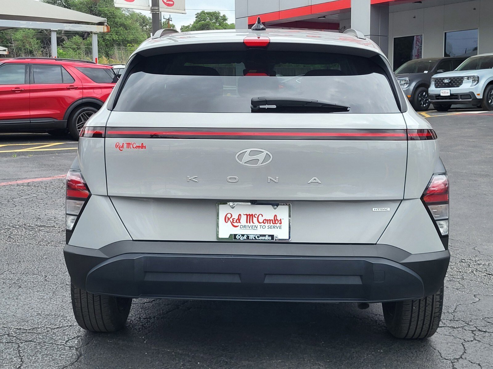 Used 2024 Hyundai Kona SEL AWD/4WD image 4