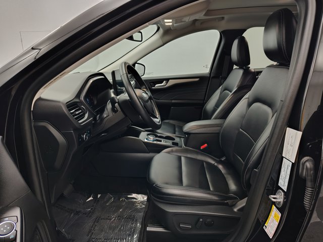 Certified 2025 Ford Escape Platinum AWD/4WD image 22