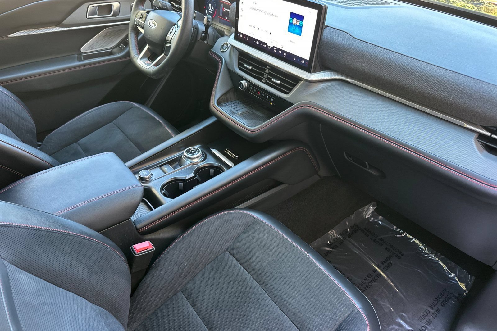 Certified 2025 Ford Explorer ST AWD/4WD image 20