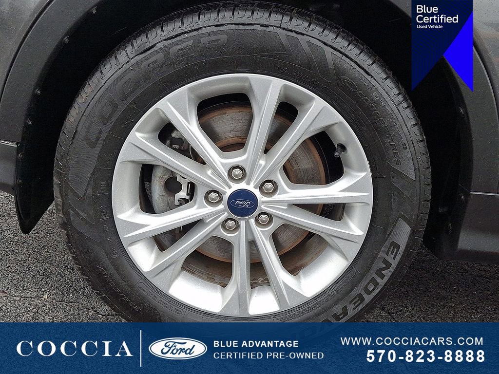 Certified 2018 Ford Escape SE w/ SE Sync 3 Package AWD/4WD image 8