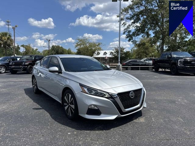 Used 2022 Nissan Altima 2.5 SV