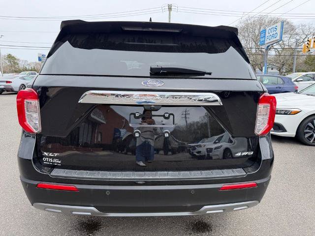 Certified 2023 Ford Explorer XLT w/ Equipment Group 202A AWD/4WD image 2