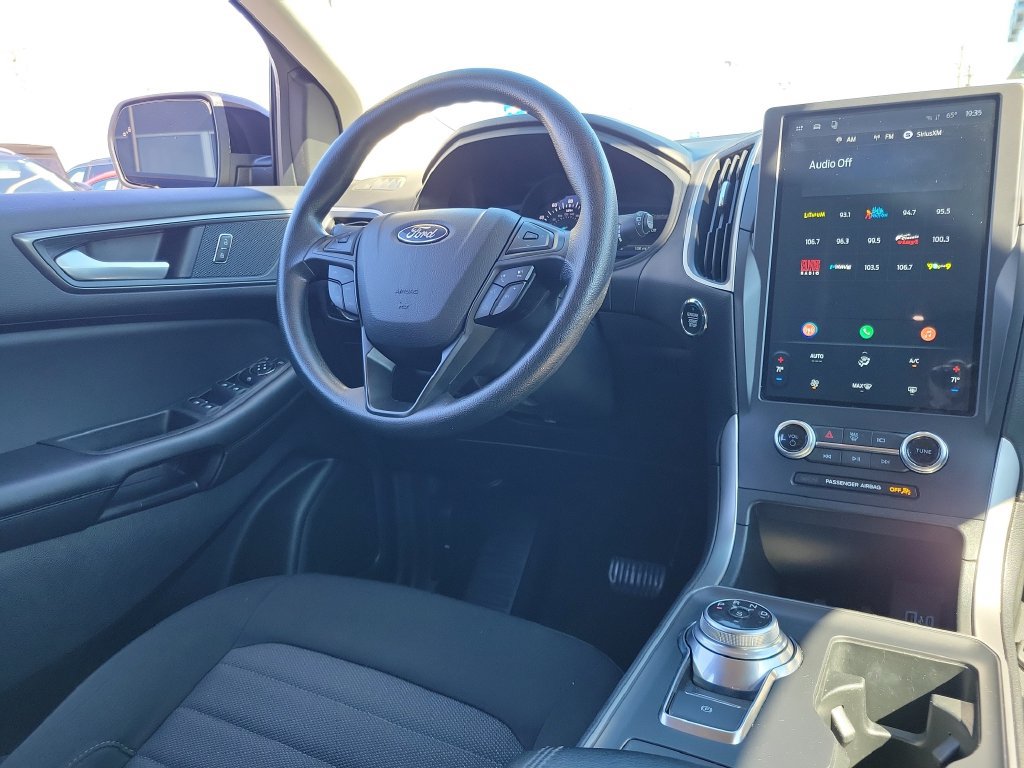 Certified 2024 Ford Edge SE w/ Black Appearance Package AWD/4WD image 13