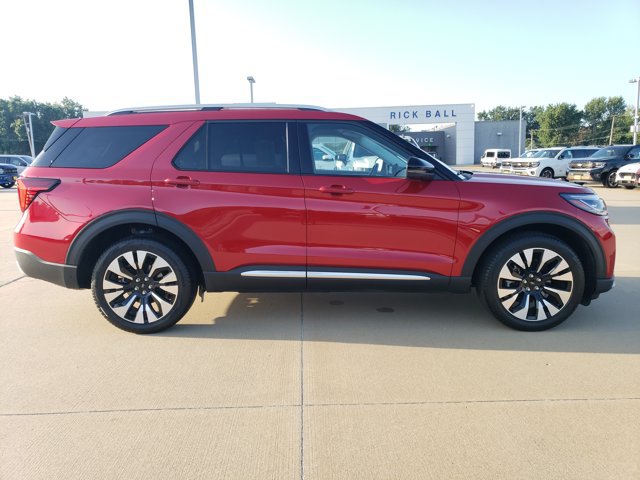 Certified 2026 Ford Explorer Platinum w/ LUX Leather Package AWD/4WD image 8