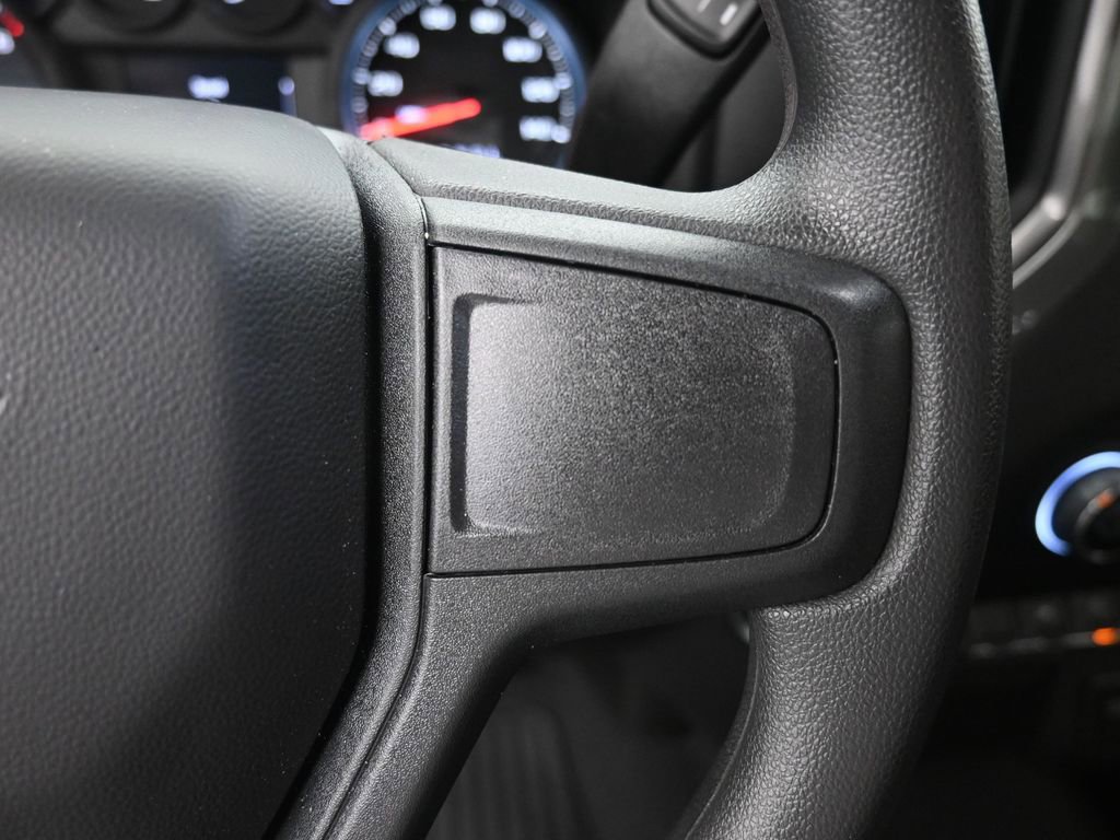 Used 2025 Chevrolet Silverado 1500 Custom image 30