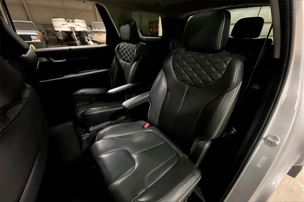 Used 2021 Hyundai Palisade Limited image 25