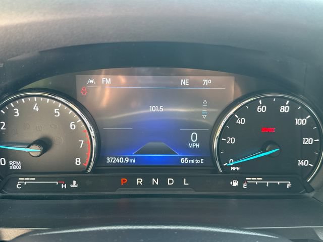 Certified 2022 Ford Explorer XLT w/ Equipment Group 202A AWD/4WD image 33