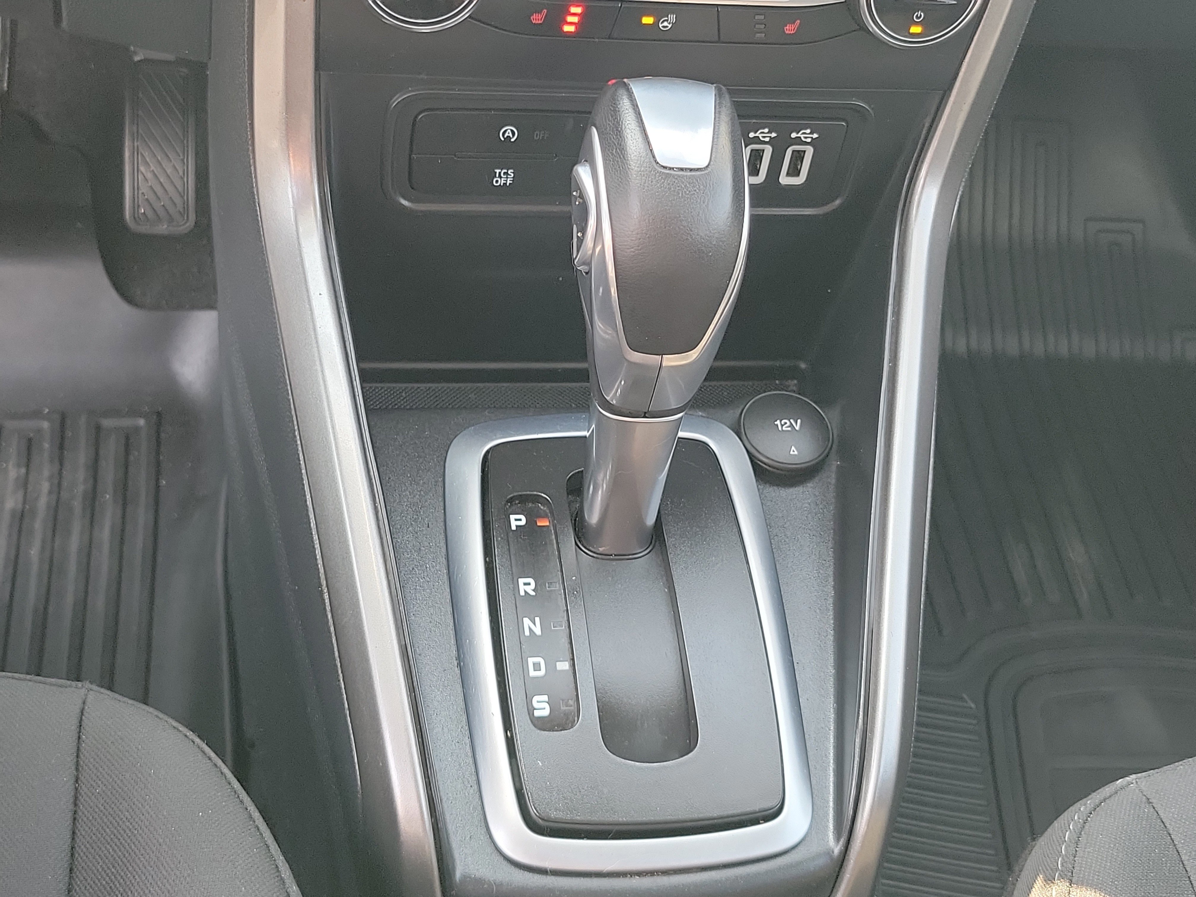 Certified 2018 Ford EcoSport SE w/ SE Convenience Package FWD image 8