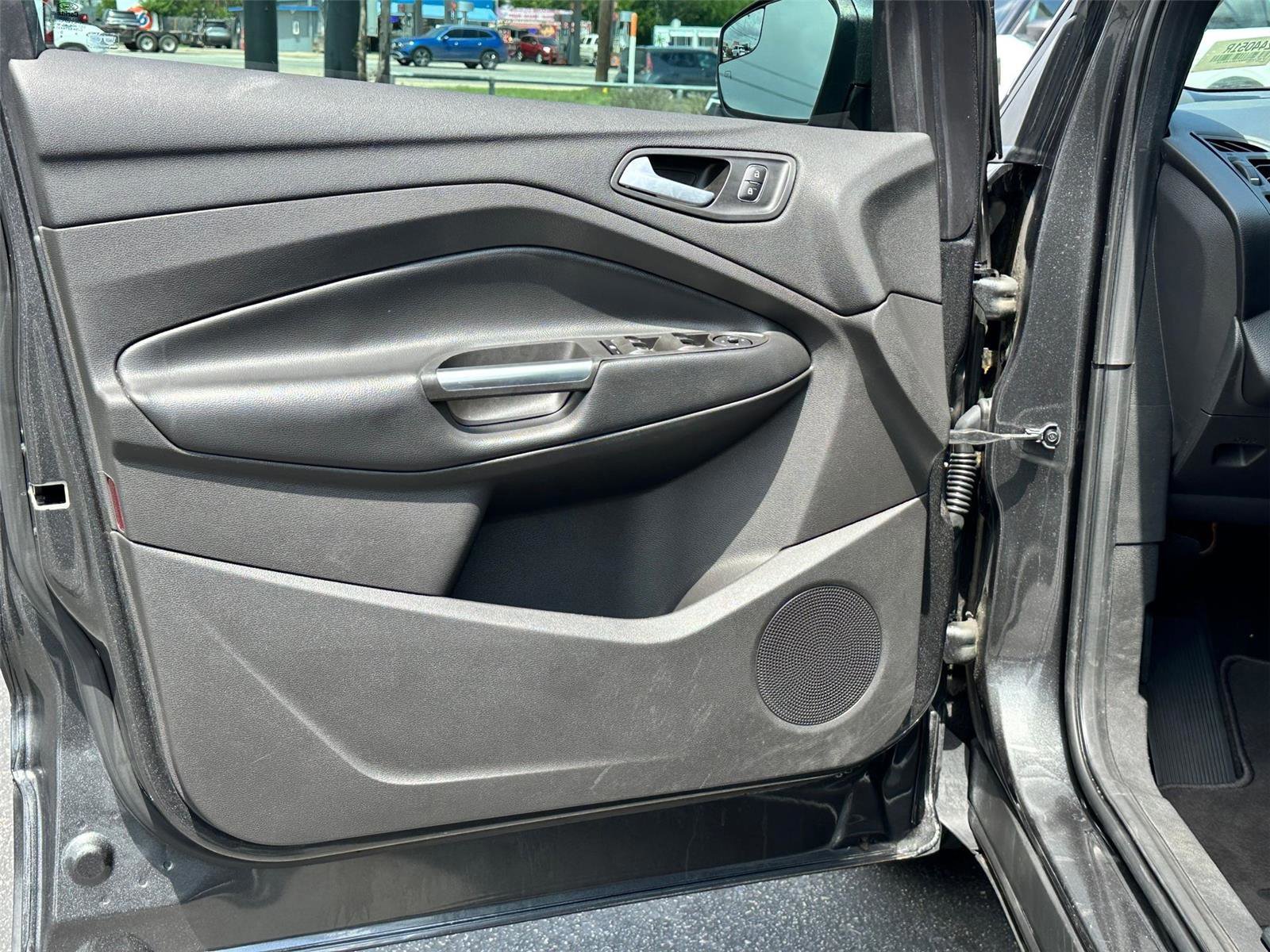 Certified 2019 Ford Escape SEL AWD/4WD image 16