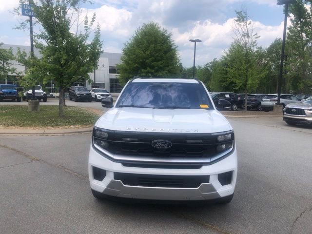 Certified 2025 Ford Expedition Max Platinum w/ Driver's Package AWD/4WD image 2