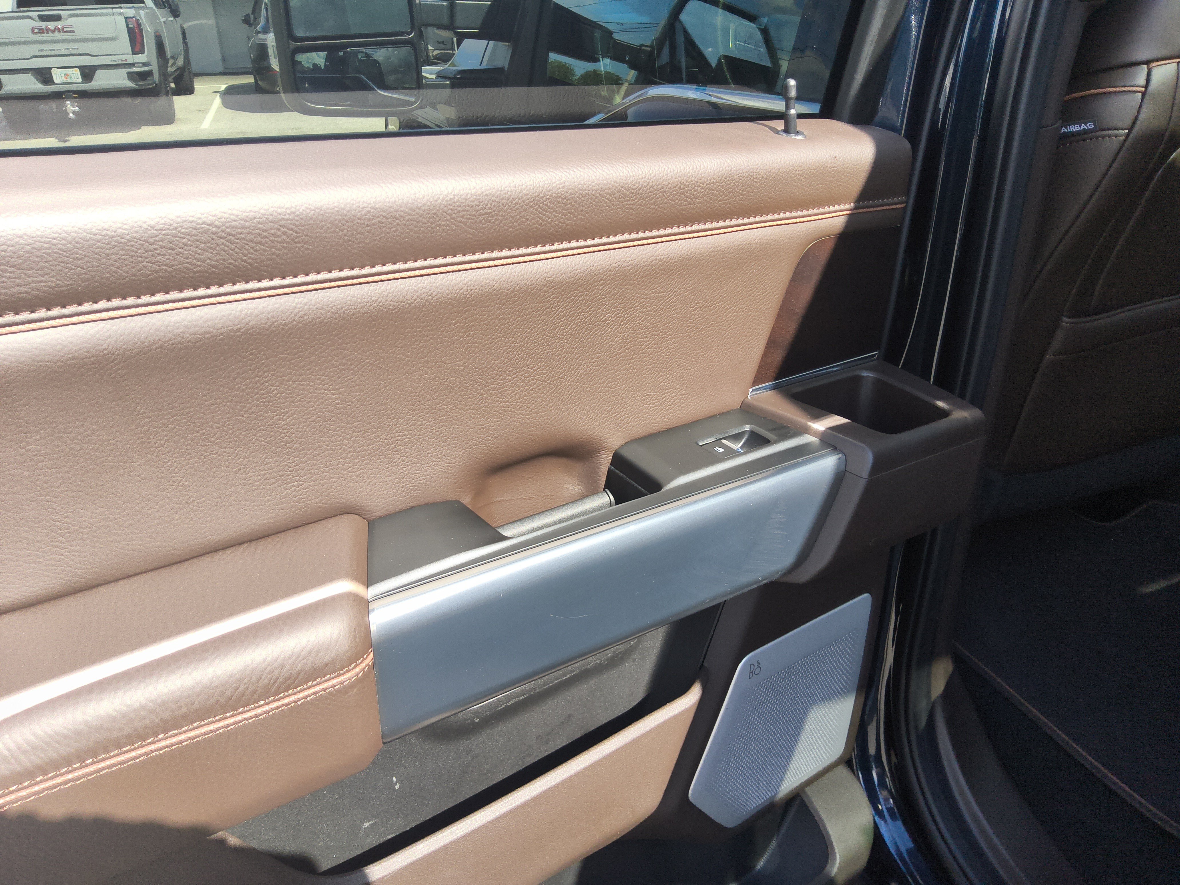 Certified 2025 Ford F350 King Ranch w/ Chrome Package AWD/4WD image 23