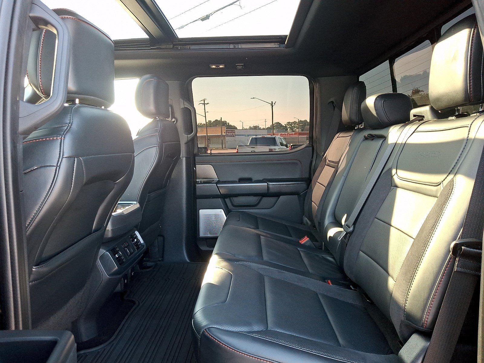 Certified 2024 Ford F150 Raptor AWD/4WD image 9