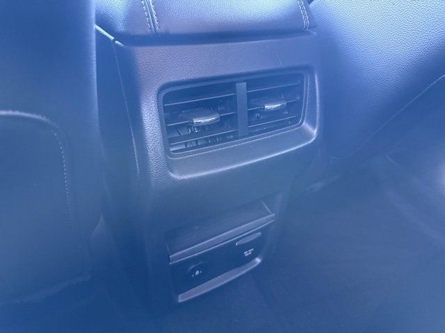 Certified 2024 Ford Edge Titanium image 12