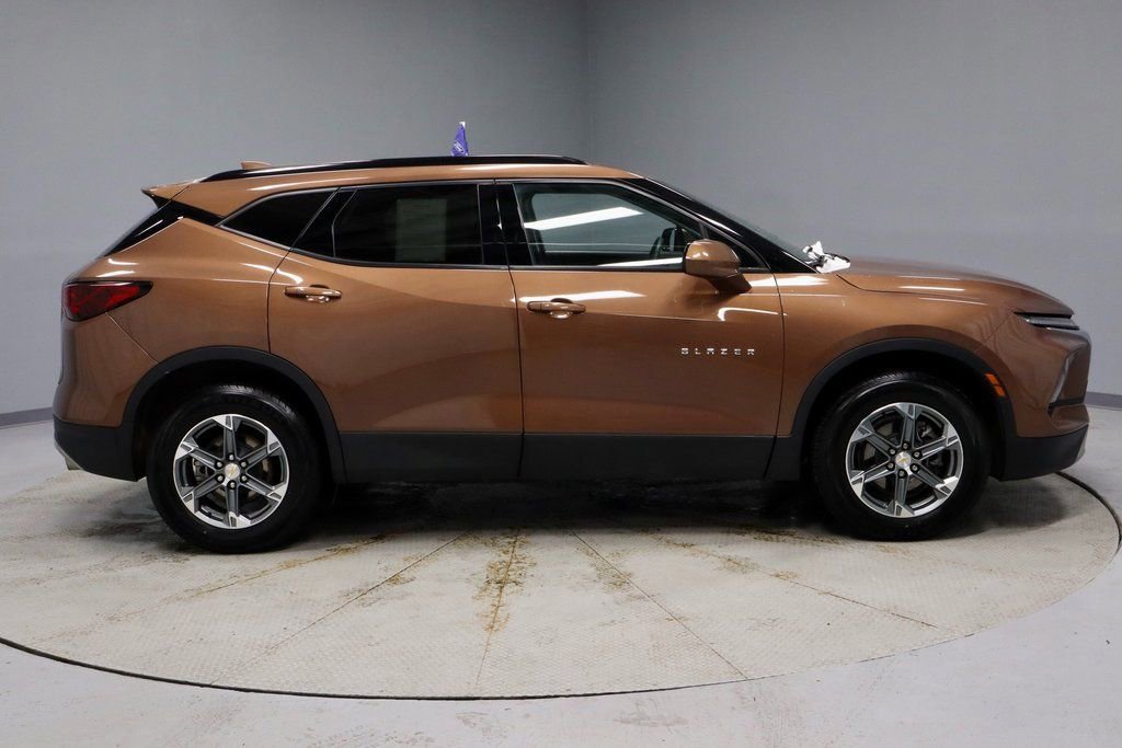 Used 2023 Chevrolet Blazer LT w/ Convenience Package image 6