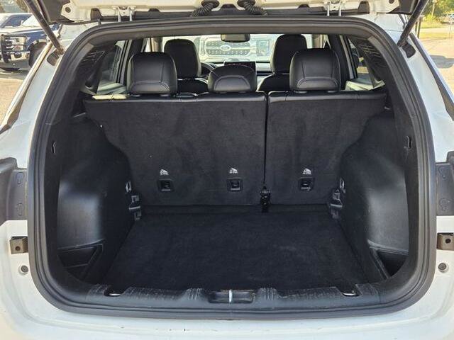 Used 2024 Jeep Compass Limited AWD/4WD image 13