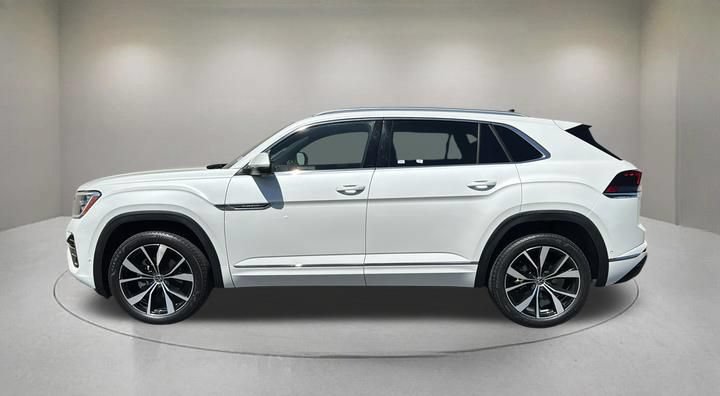 Used 2024 Volkswagen Atlas Cross Sport SEL Premium R-Line AWD/4WD image 5