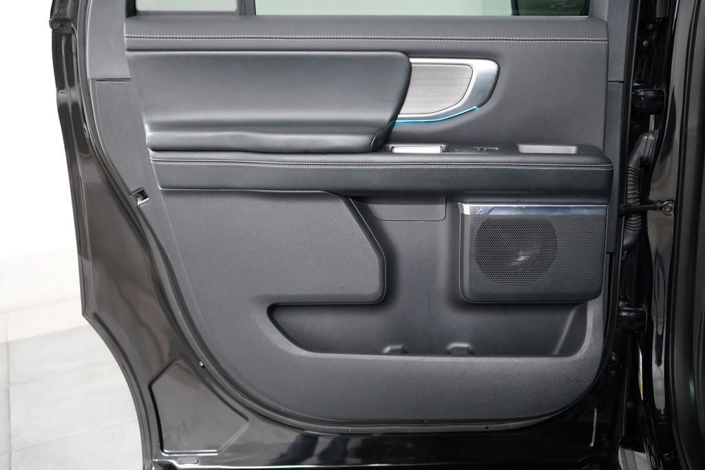 Certified 2025 Ford Expedition Max Platinum AWD/4WD image 31
