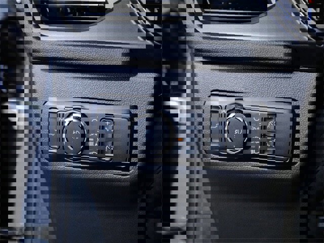 Certified 2024 Ford Escape ST-Line Select image 25