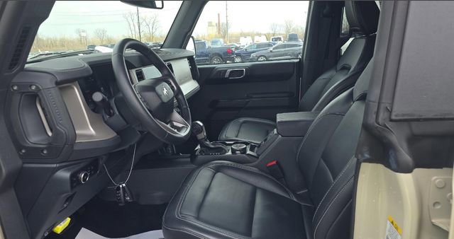 Certified 2025 Ford Bronco Outer Banks AWD/4WD image 6