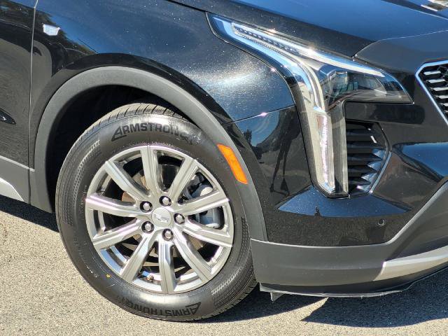 Used 2022 Cadillac XT4 Premium Luxury w/ Safety Alert Package AWD/4WD image 9