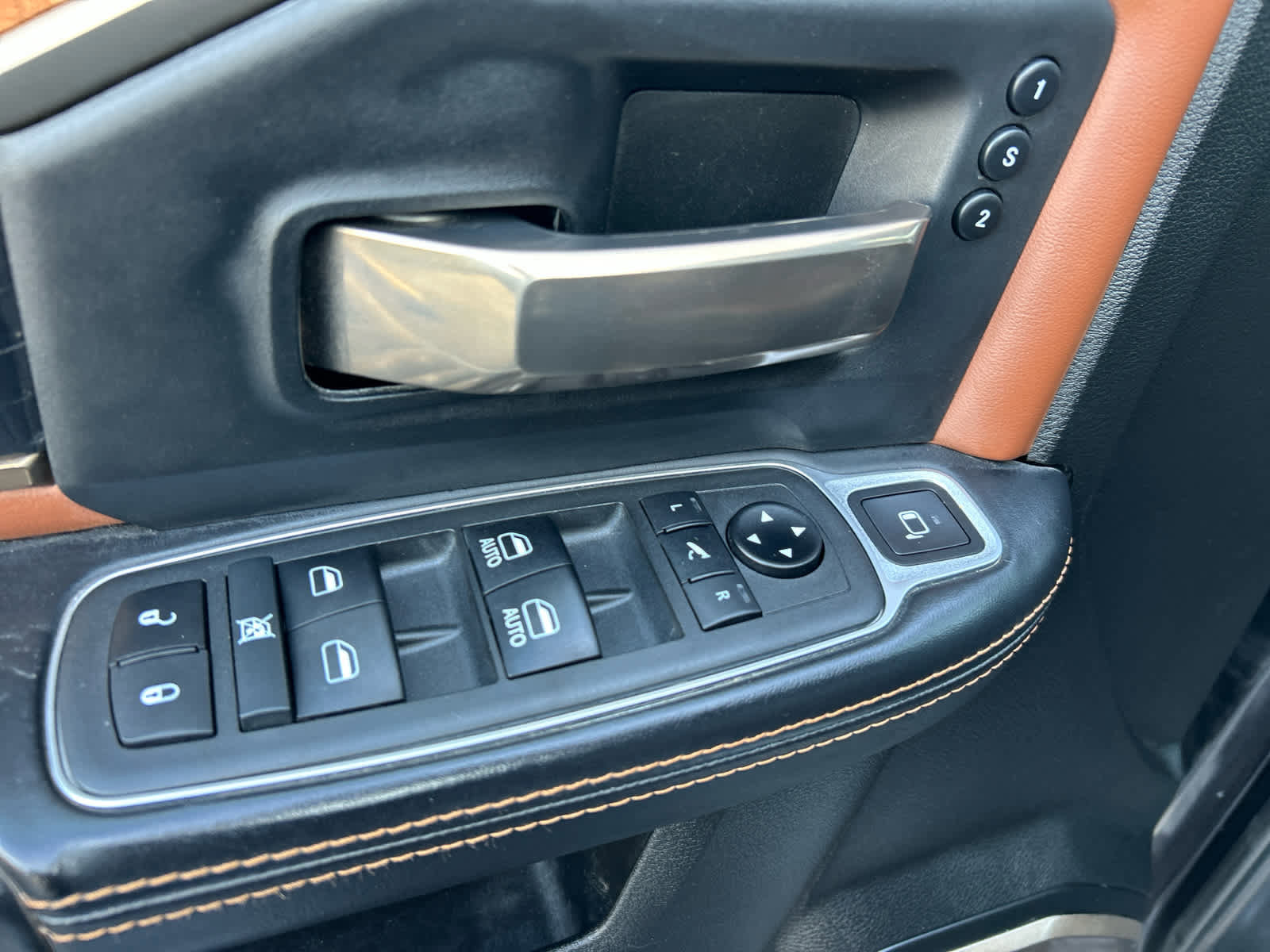 Used 2021 RAM 3500 Limited image 28