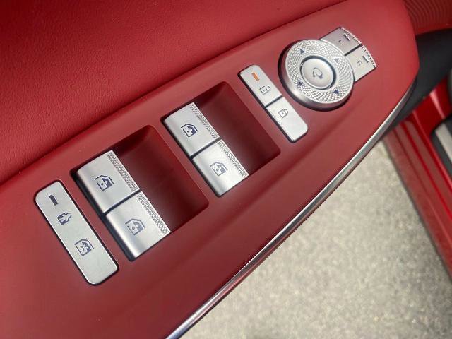 Used 2026 Genesis GV70 2.5T Sport Prestige image 13