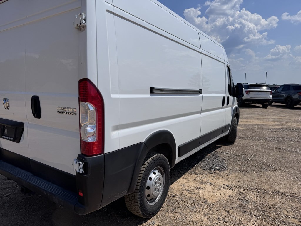 Used 2023 RAM ProMaster 2500 FWD image 5