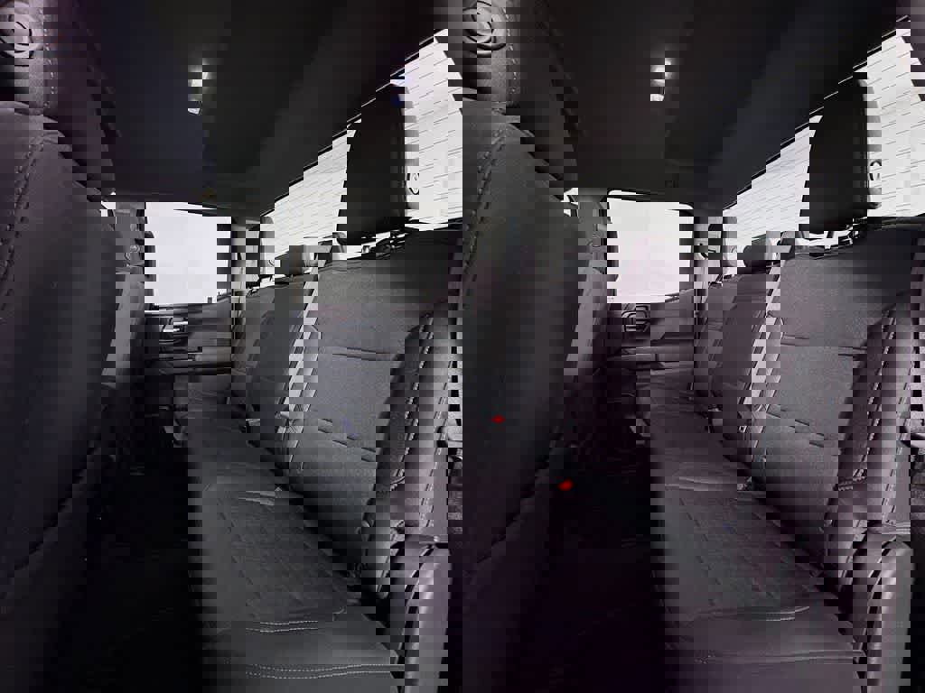 Used 2022 Chevrolet Silverado 1500 Custom Trail Boss image 16