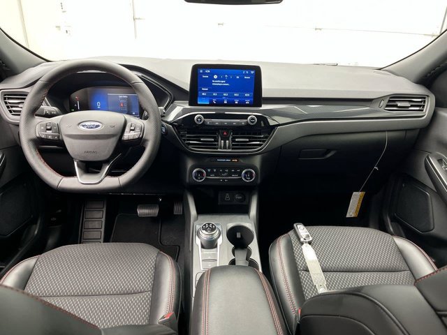 Certified 2025 Ford Escape ST-Line AWD/4WD image 4