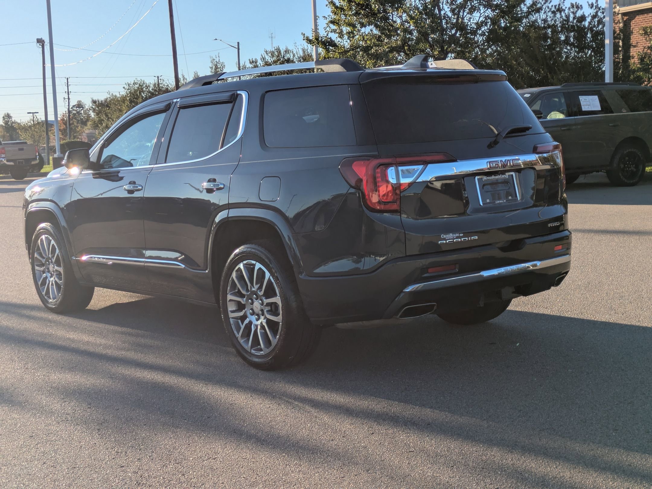 Used 2022 GMC Acadia Denali w/ Denali Ultimate Package image 5