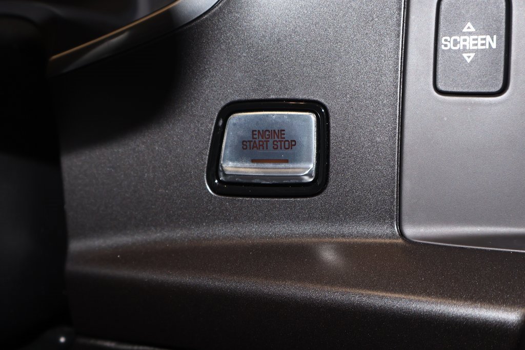 Used 2017 Chevrolet Corvette Stingray Coupe w/ Carbon Flash Badge Package image 25