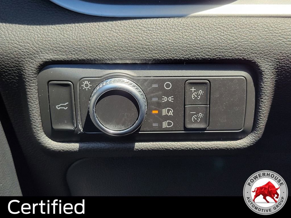 Certified 2022 Ford Explorer XLT image 28