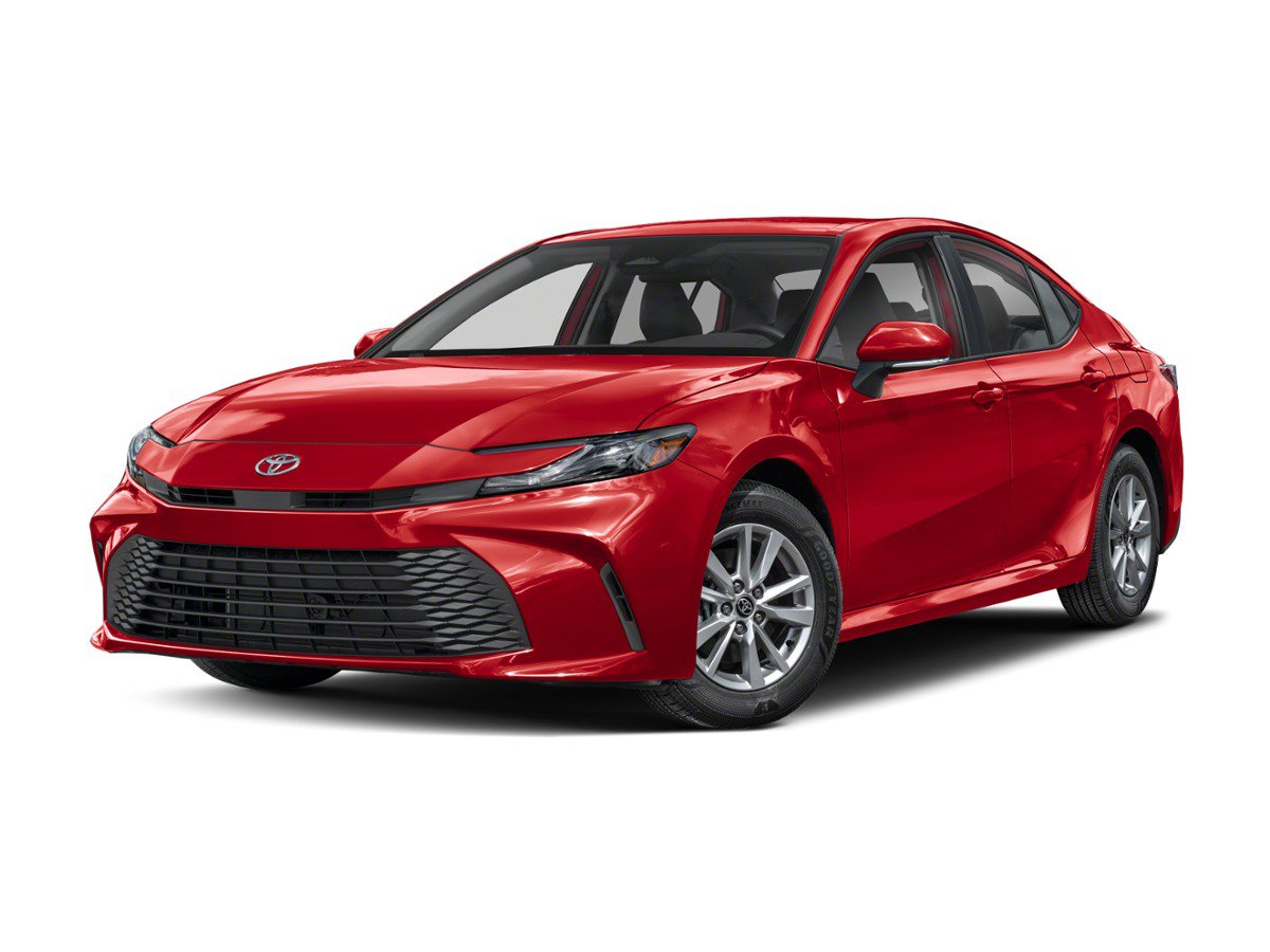 Used 2025 Toyota Camry SE w/ Multimedia Upgrade Package