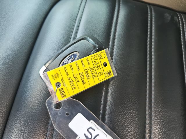 Certified 2024 Ford Edge SEL AWD/4WD image 32