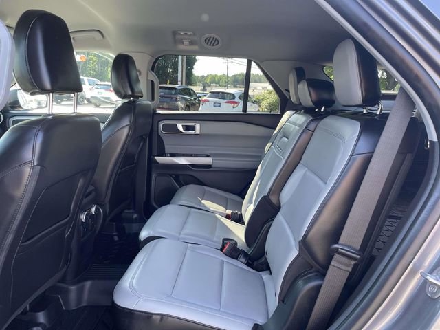 Certified 2021 Ford Explorer XLT w/ Equipment Group 202A AWD/4WD image 12