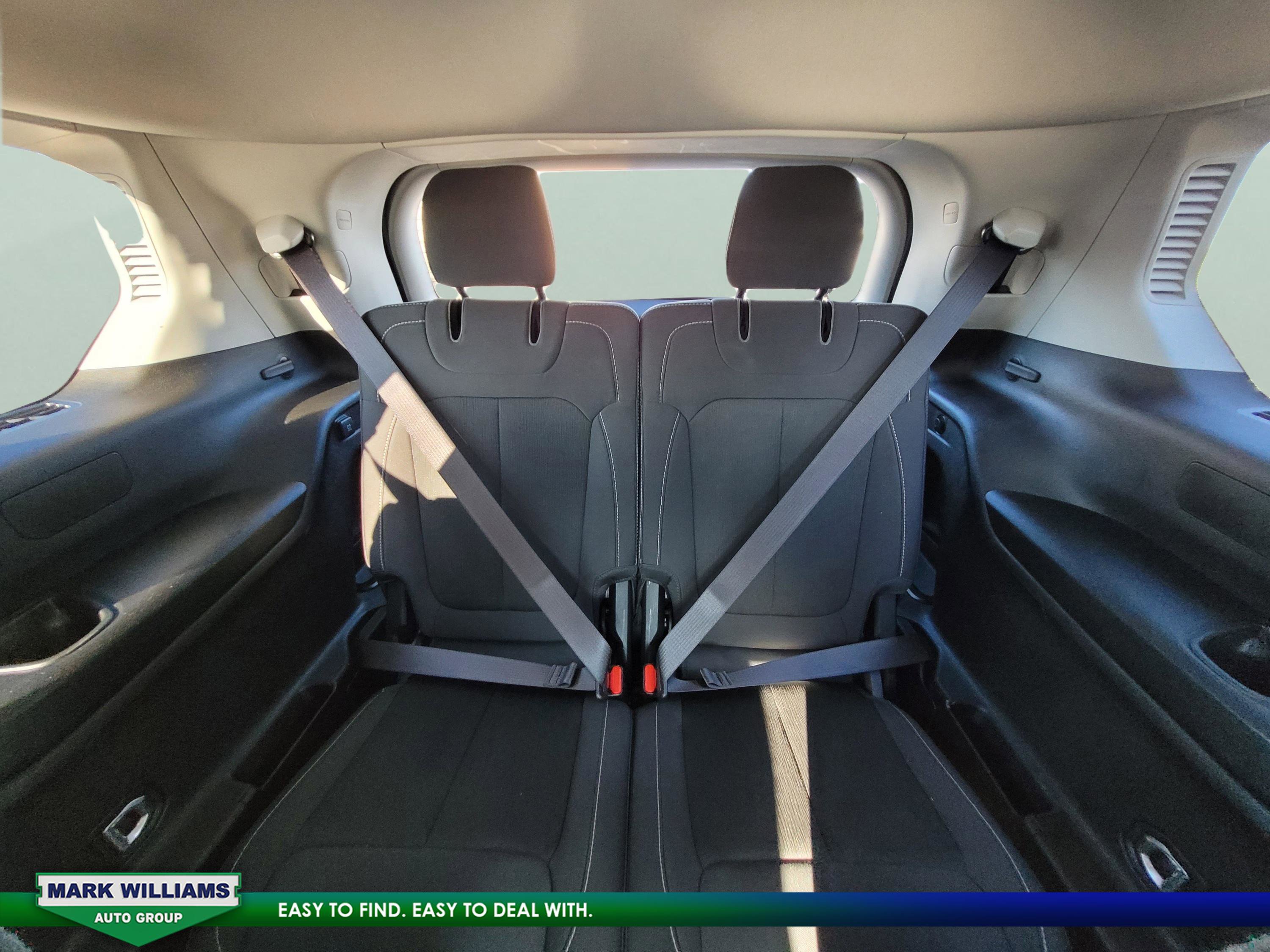 Used 2024 Jeep Grand Cherokee L Laredo image 17