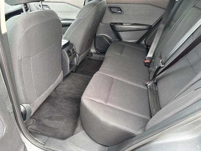 Used 2023 Nissan Rogue S AWD/4WD image 15