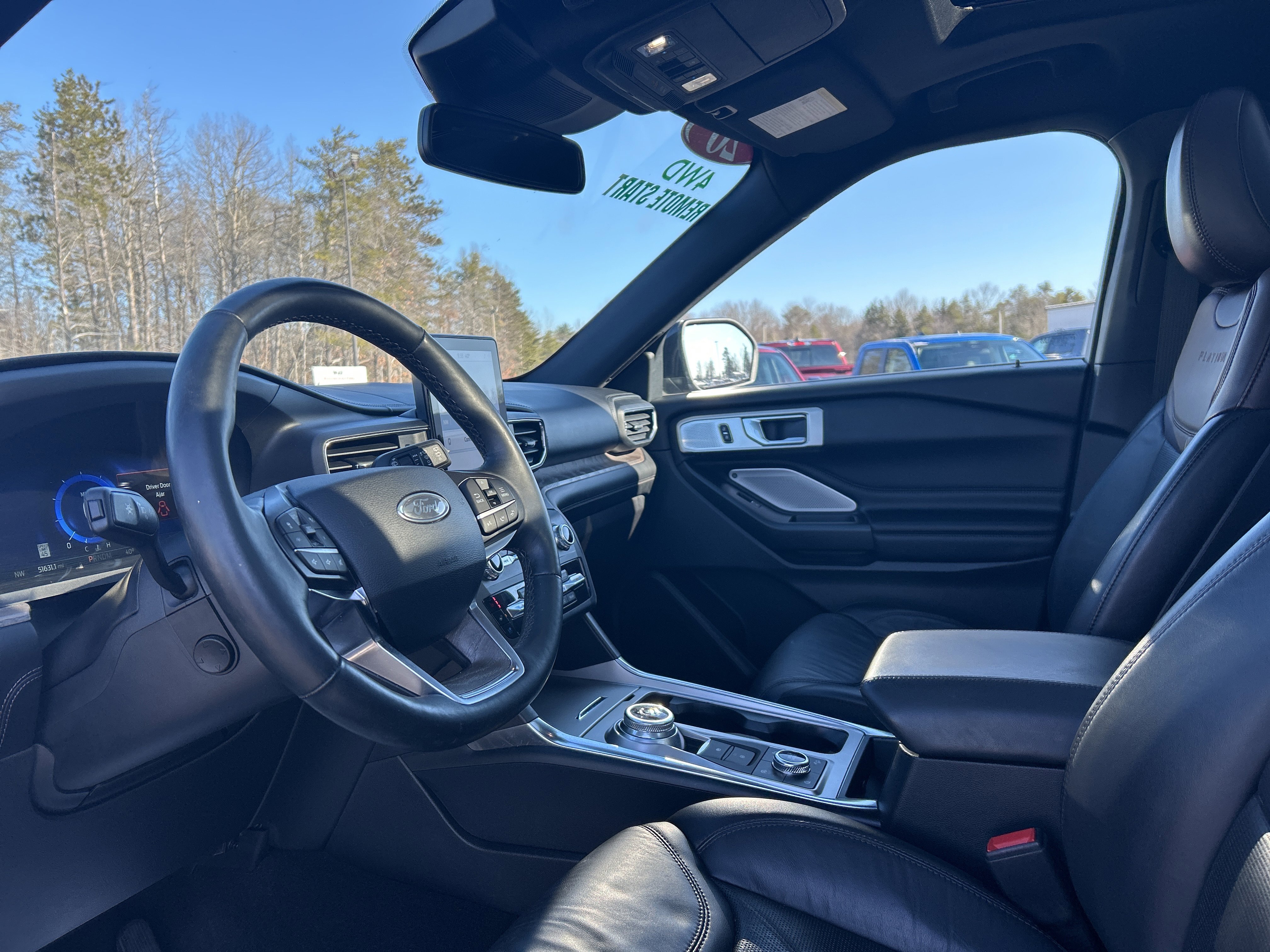 Certified 2020 Ford Explorer Platinum w/ Premium Technology Package image 14