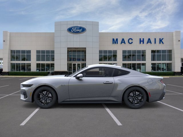 Certified 2026 Ford Mustang GT RWD image 3