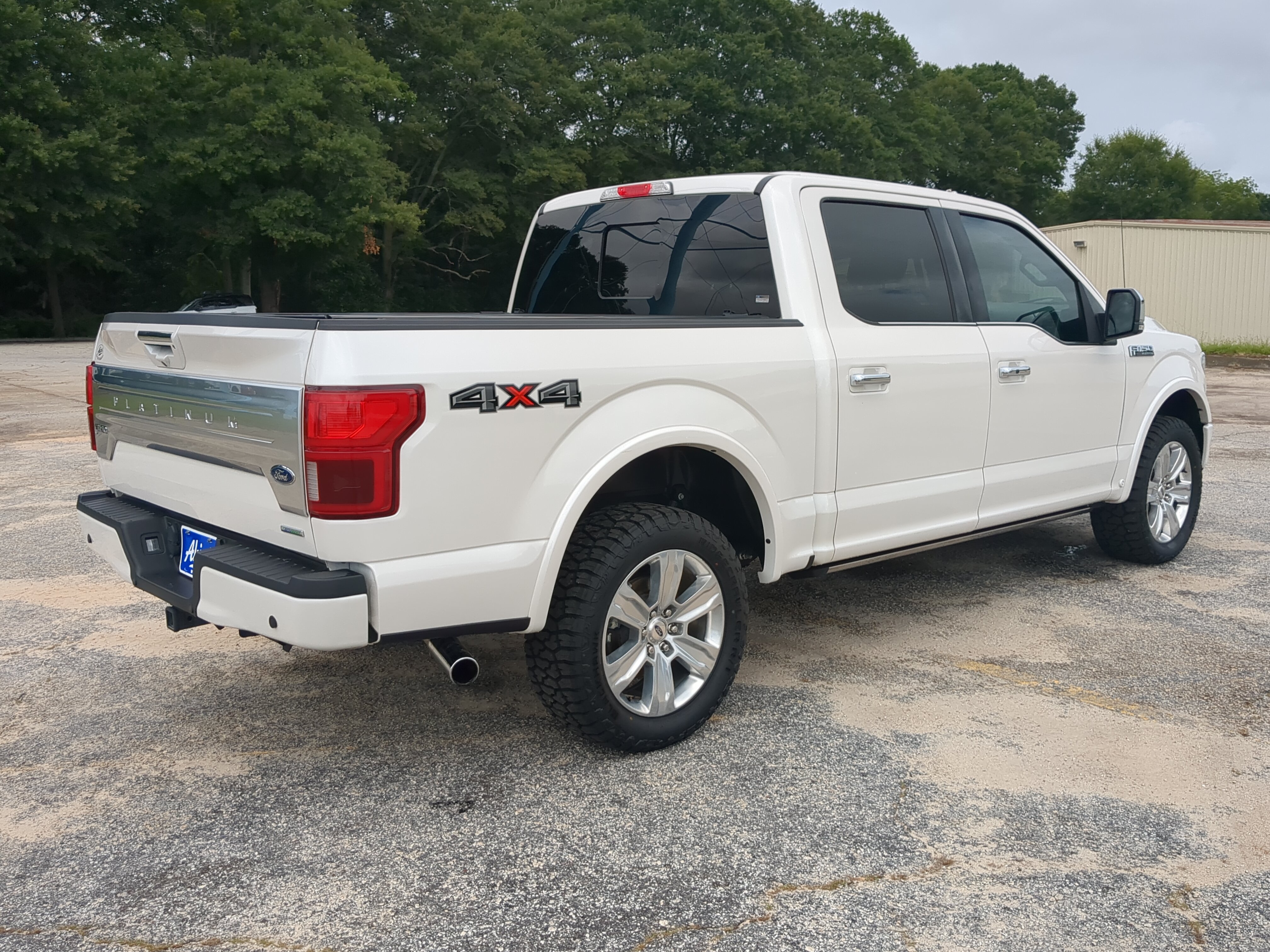 Certified 2019 Ford F150 Platinum w/ Equipment Group 701A Luxury AWD/4WD image 3