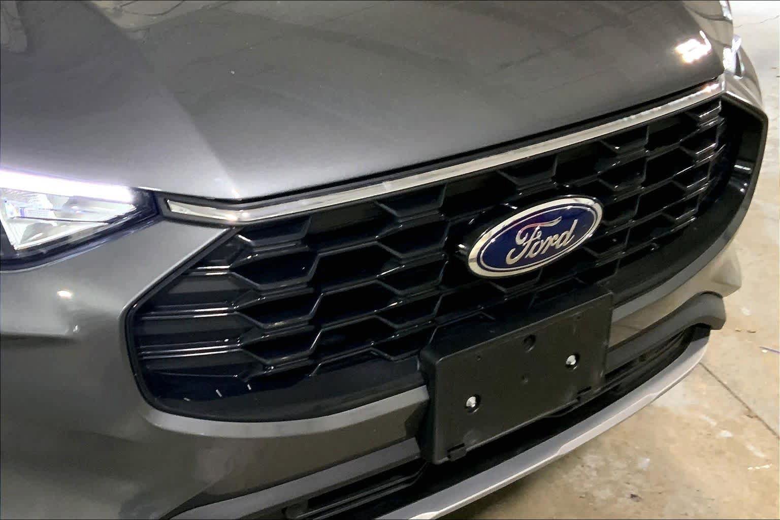 Certified 2025 Ford Escape ST-Line AWD/4WD image 29
