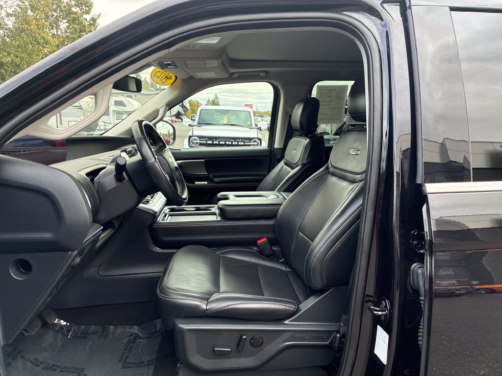 Certified 2025 Ford Expedition Max Platinum AWD/4WD image 13