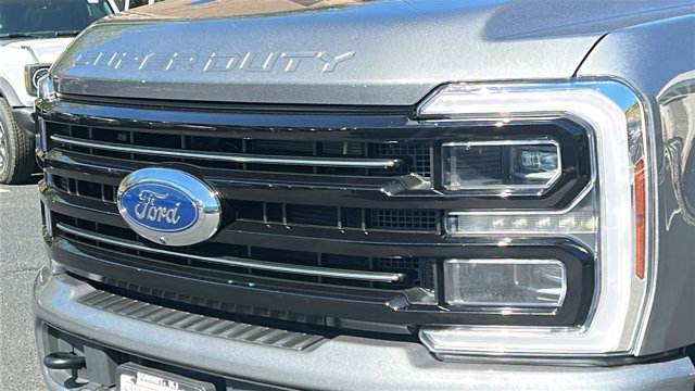 Certified 2025 Ford F250 Platinum w/ Tremor Off-Road Package AWD/4WD image 13