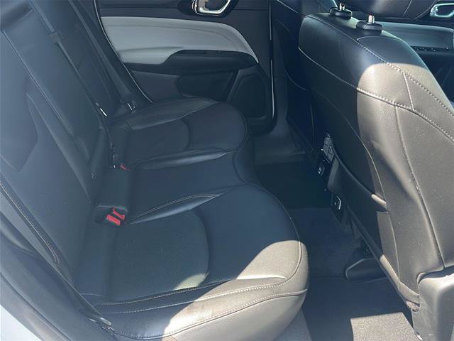 Used 2023 Jeep Compass Limited AWD/4WD image 15