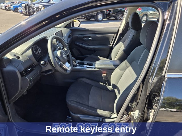 Used 2024 Nissan Sentra SV FWD image 11