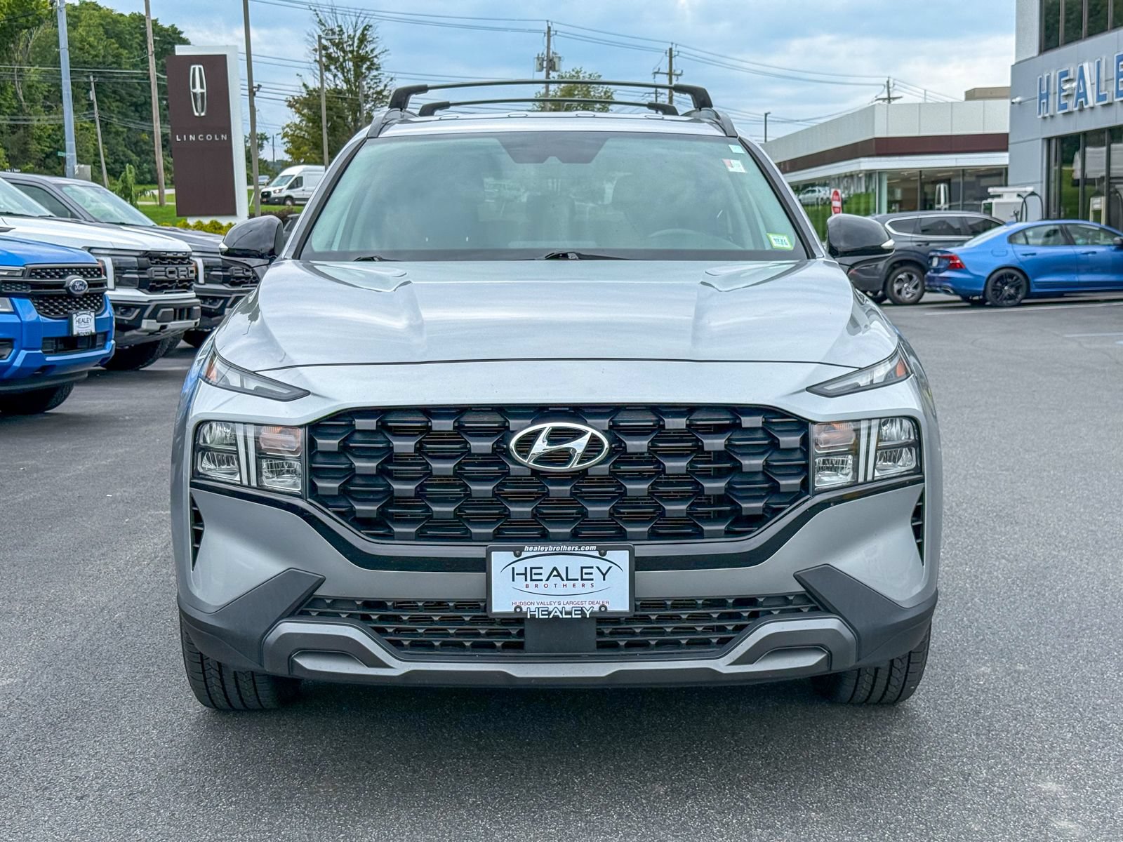 Used 2022 Hyundai Santa Fe XRT AWD/4WD image 2