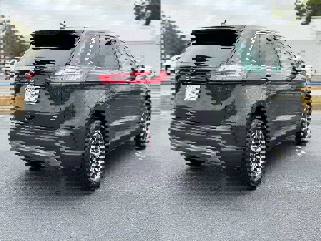 Certified 2024 Ford Edge SEL w/ Convenience Package image 9