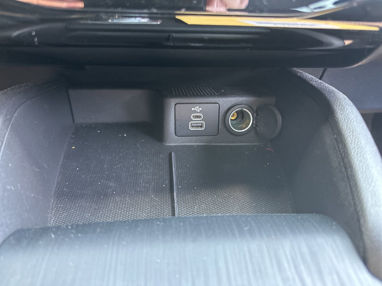 Certified 2024 Ford Escape ST-Line w/ Tech Pack #1 image 24